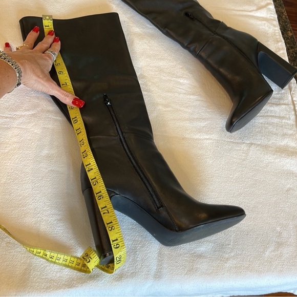 LIKE NEW Steve Madden “Ally” High Block Heel Boots - Sz 10M - Picture 6 of 11